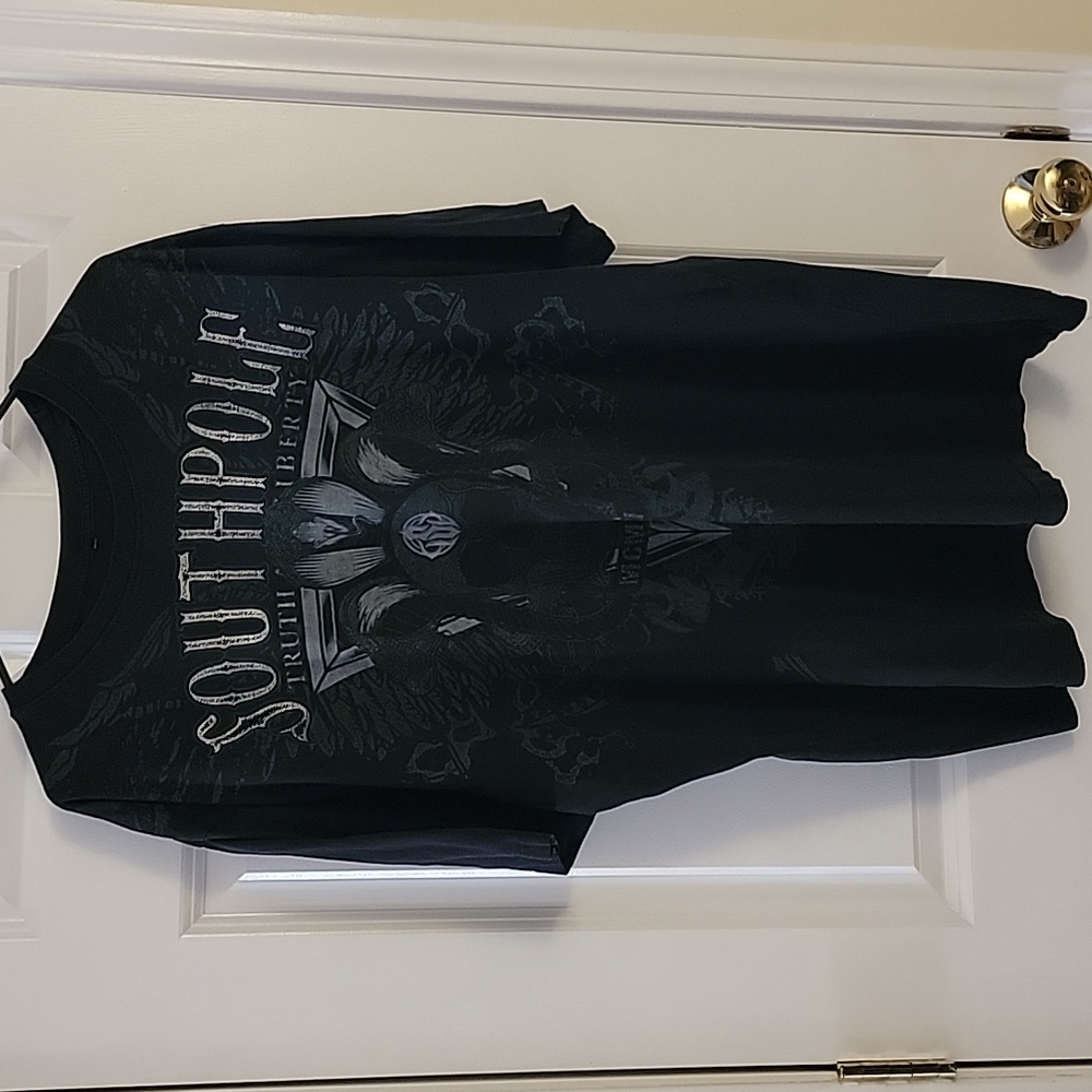 Men's South Pole tee